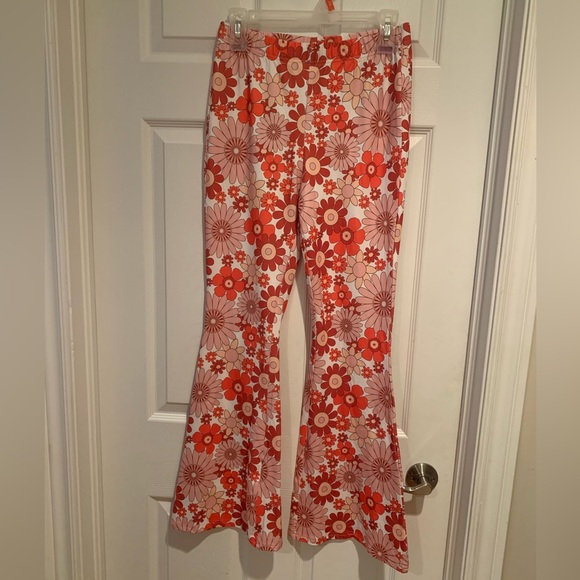 Floral Patterned Flared Pants - Picture 2 of 6